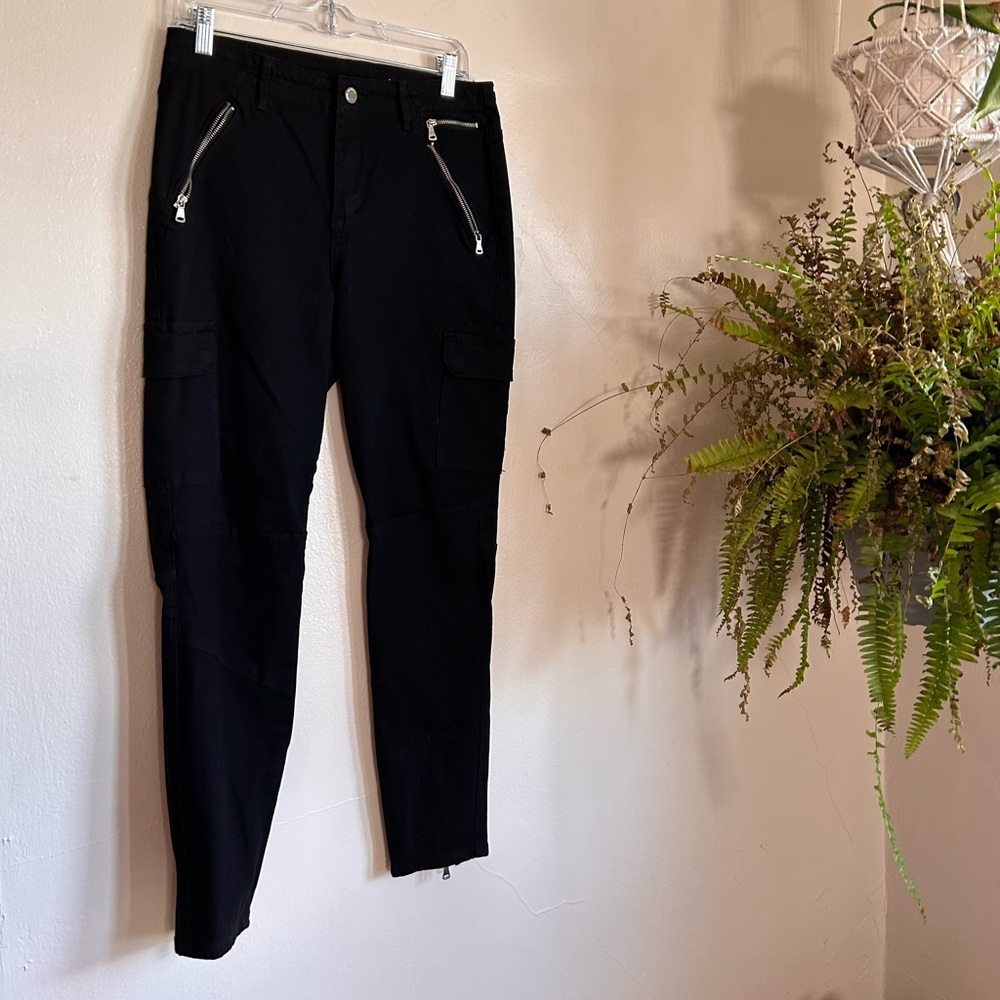 Slim Cargo Pants